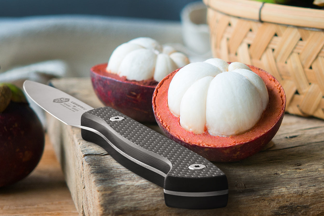 The Senshi Paring slicing fruit.
